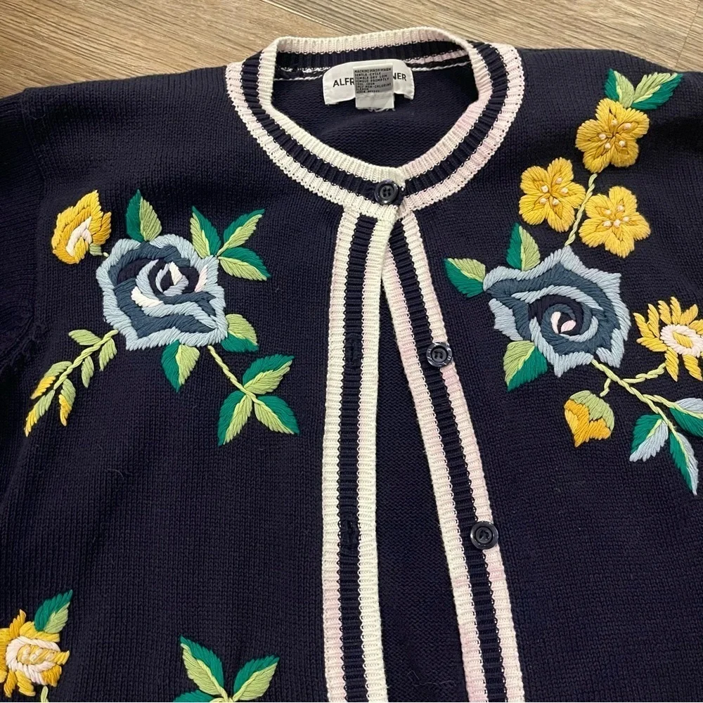 Alfred Dunner Cardigan Women’s Small Navy Embroidered Floral Grandma Cottagecore